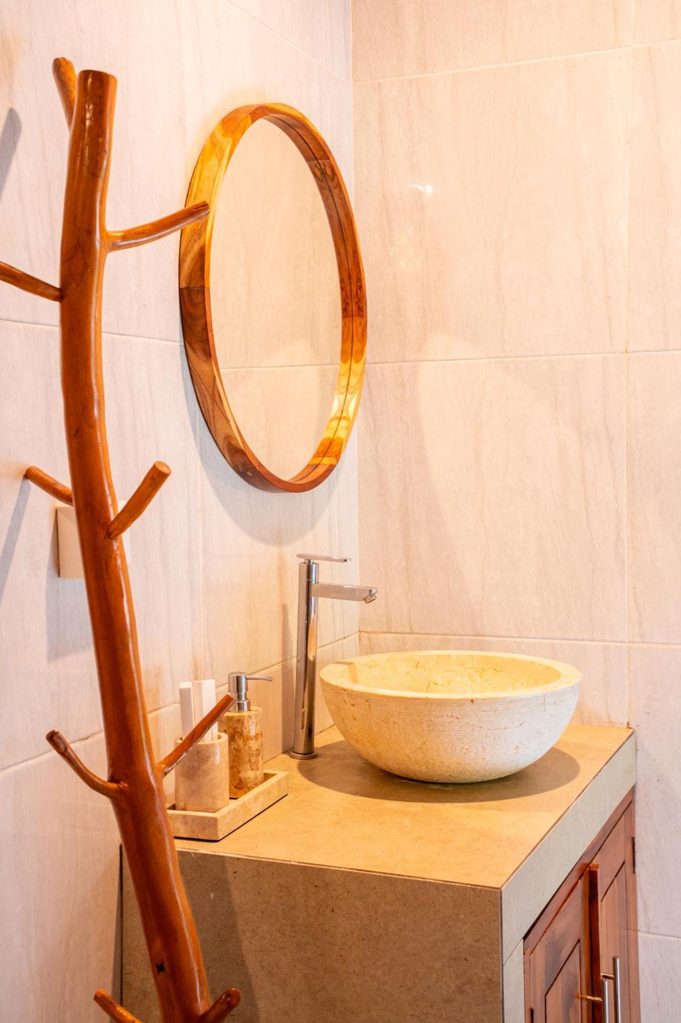 Cempaka Kembar Guest House Ubud  Bagian luar foto